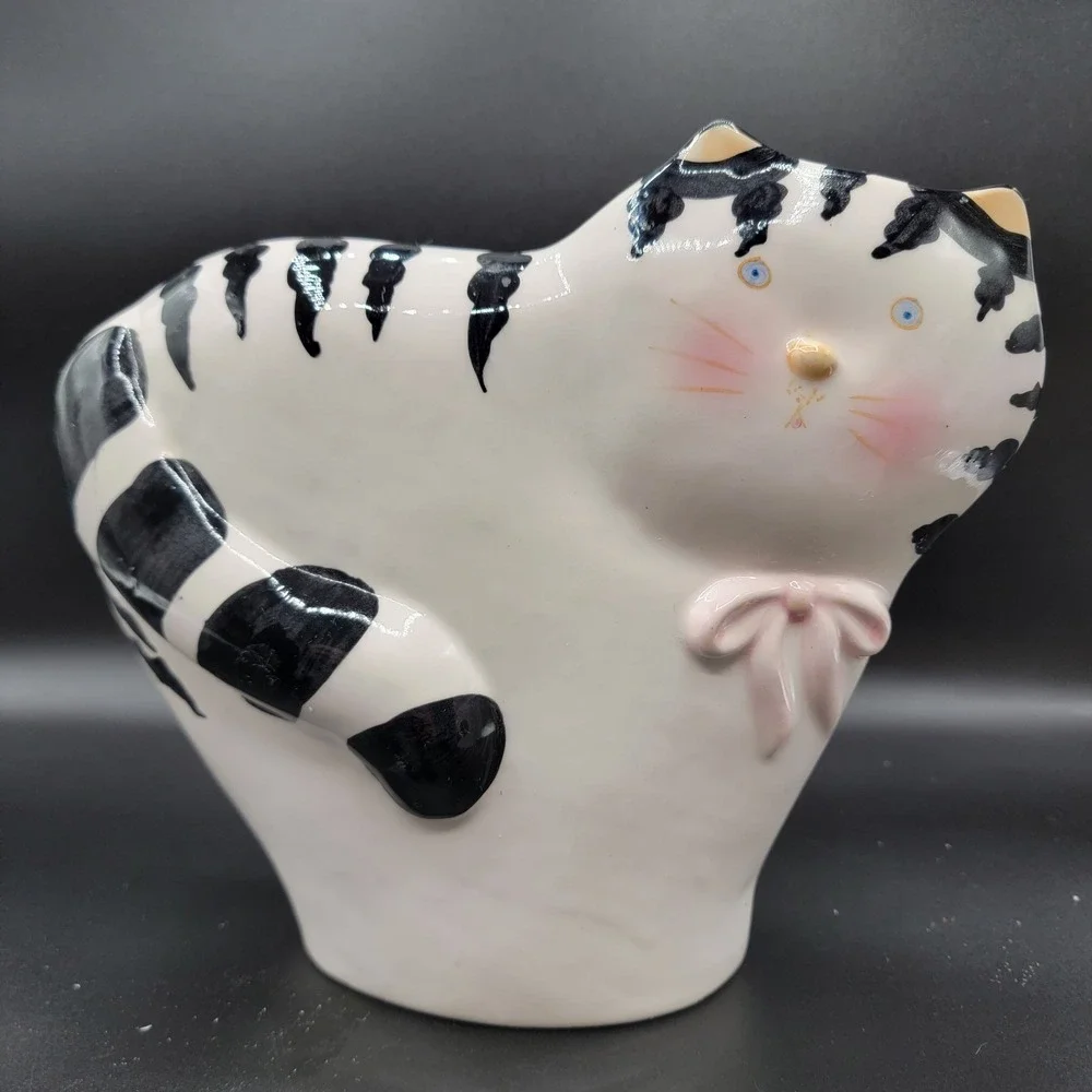 Vtg Ceramic Flat Cat Figurines 1991 Black & White Striped Pink Bow Hand Painted